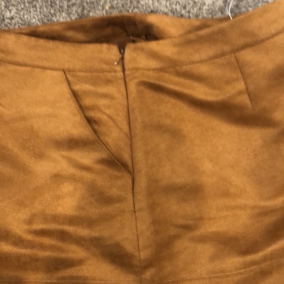 Faux Suede Skirt BNWT - Picture 3 of 5